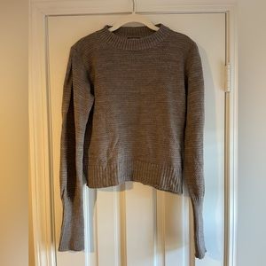 Express Sweater - Size XS 🖤